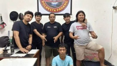 Preman Viral di Pasar Raya Padang Ditangkap Polisi Saat Tidur di Rumahnya