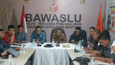 Di tengu Tantangan Geografis, Bawaslu Mentawai Bangkit dari Tidak Informatif ke Cukup Informatif
