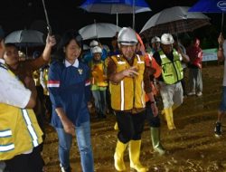 Tinjau Normalisasi Batang Kandis, Wamen PU Minta Pemko Padang Dukung Pembebasan Lahan