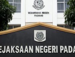 Terungkap! Dugaan Korupsi Modal Kerja Rp34 Miliar: Kejari Padang Geledah dan Sita Rumah Anggota DPRD Sumbar